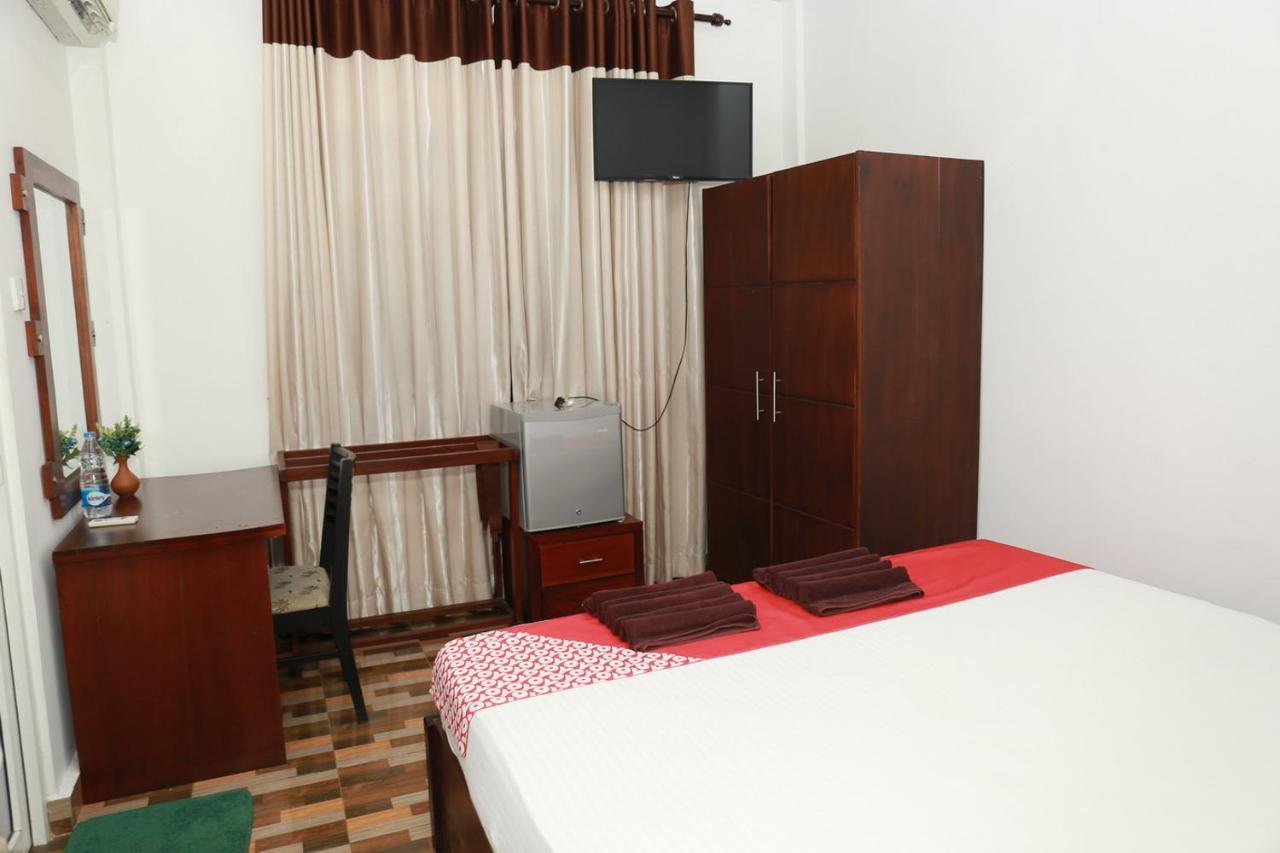 Hotel Coconut Primitive Negombo Esterno foto